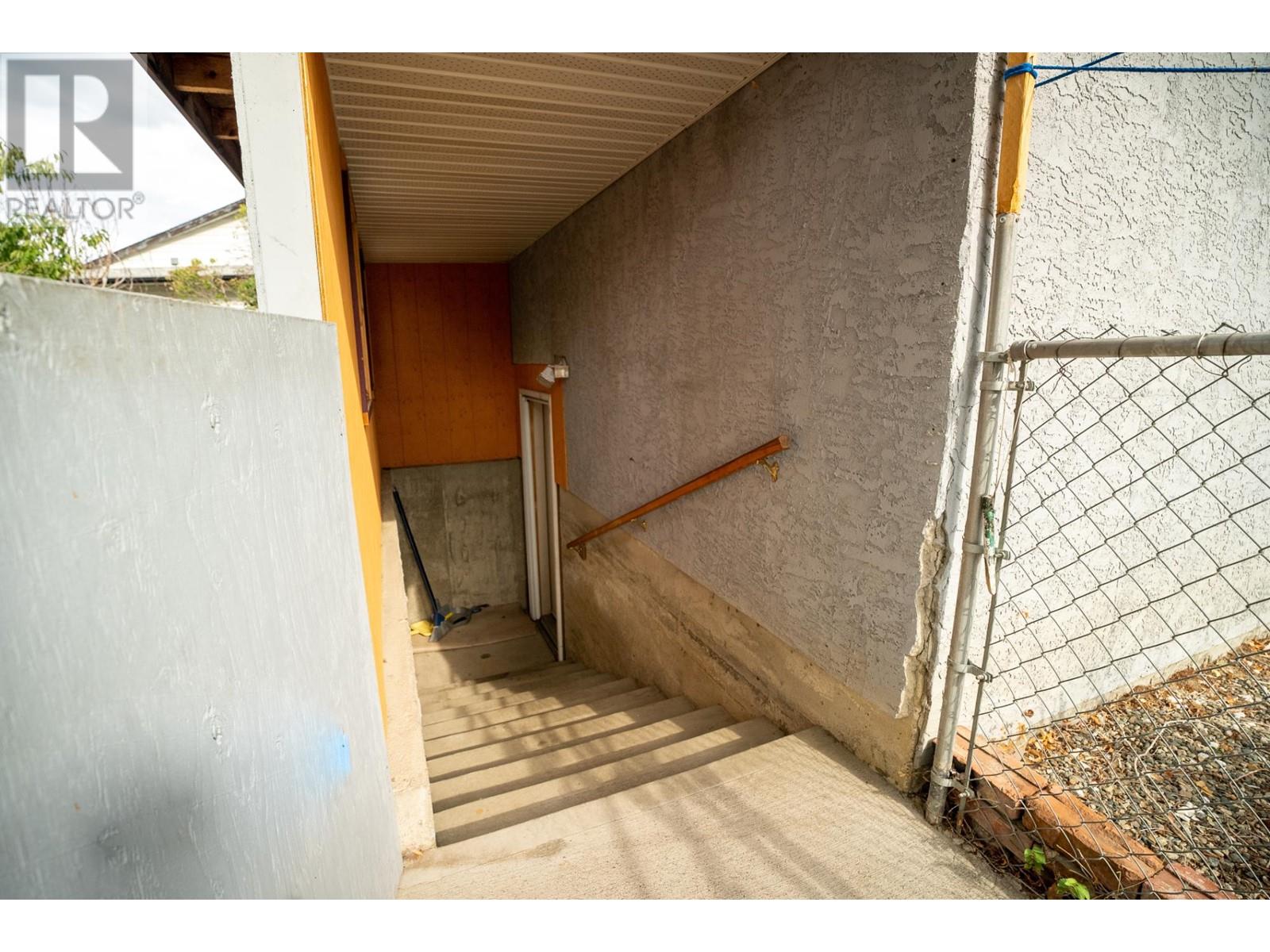 265 Nelson Ave, Kamloops, British Columbia  V2B 1M4 - Photo 34 - 180945