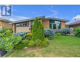 124 NASH Road S, hamilton, Ontario
