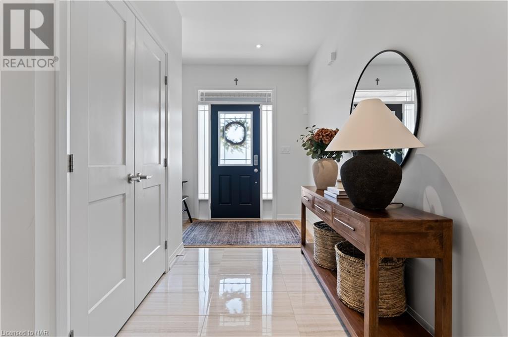 5068 Connor Drive, Beamsville, Ontario  L0R 1B7 - Photo 4 - 40648264