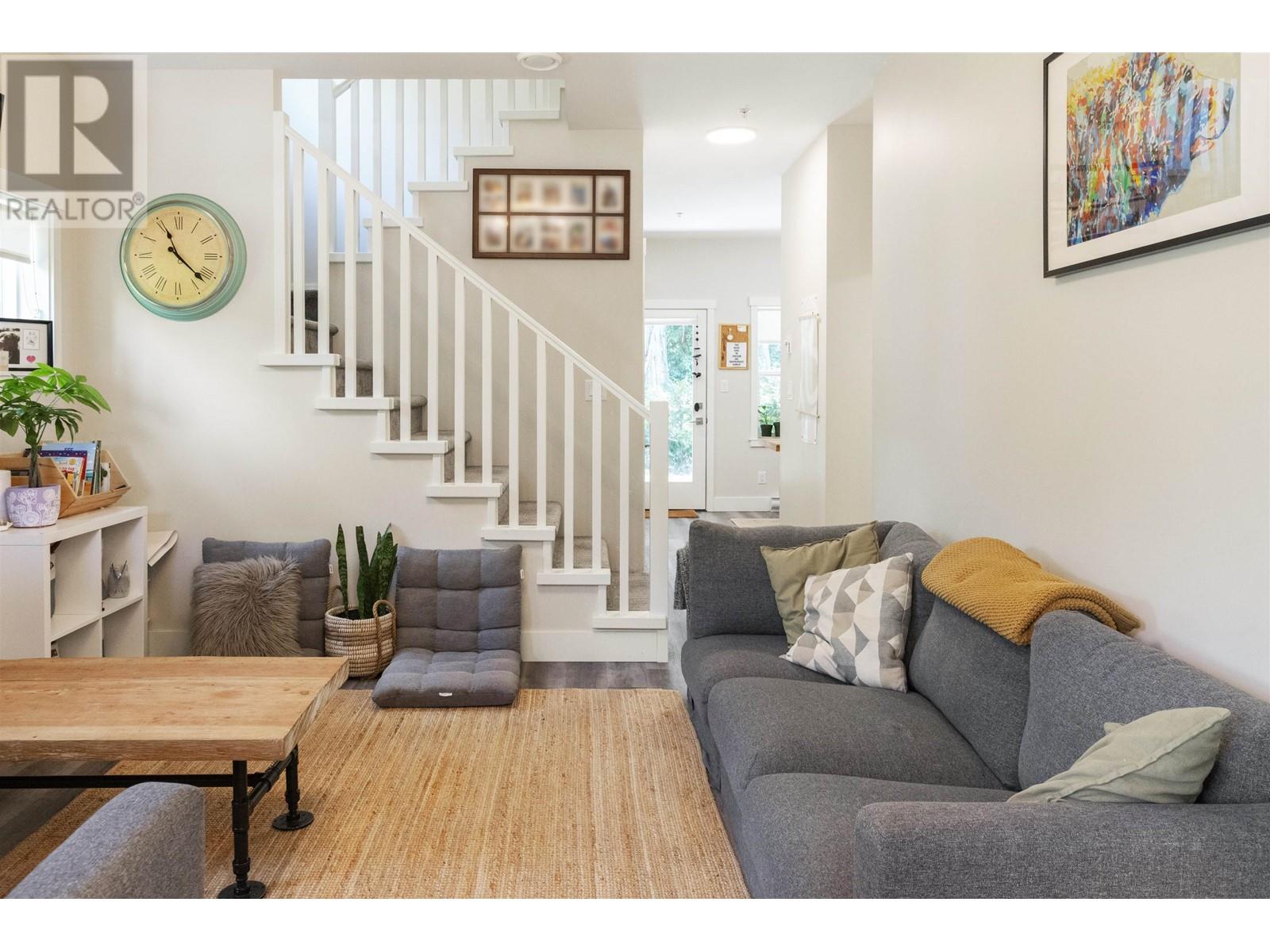 20 950 Woodsworth Road, Gibsons, British Columbia  V0N 1V7 - Photo 2 - R2926924