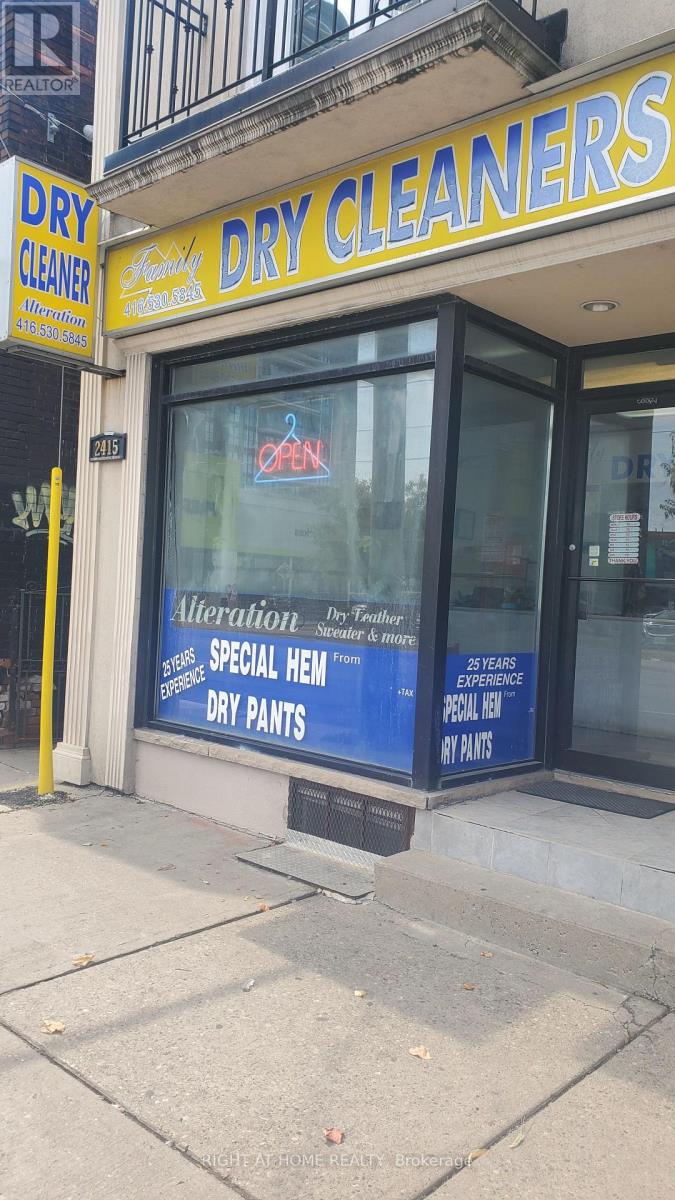 Property at 2415 DUNDAS STREET W image 1