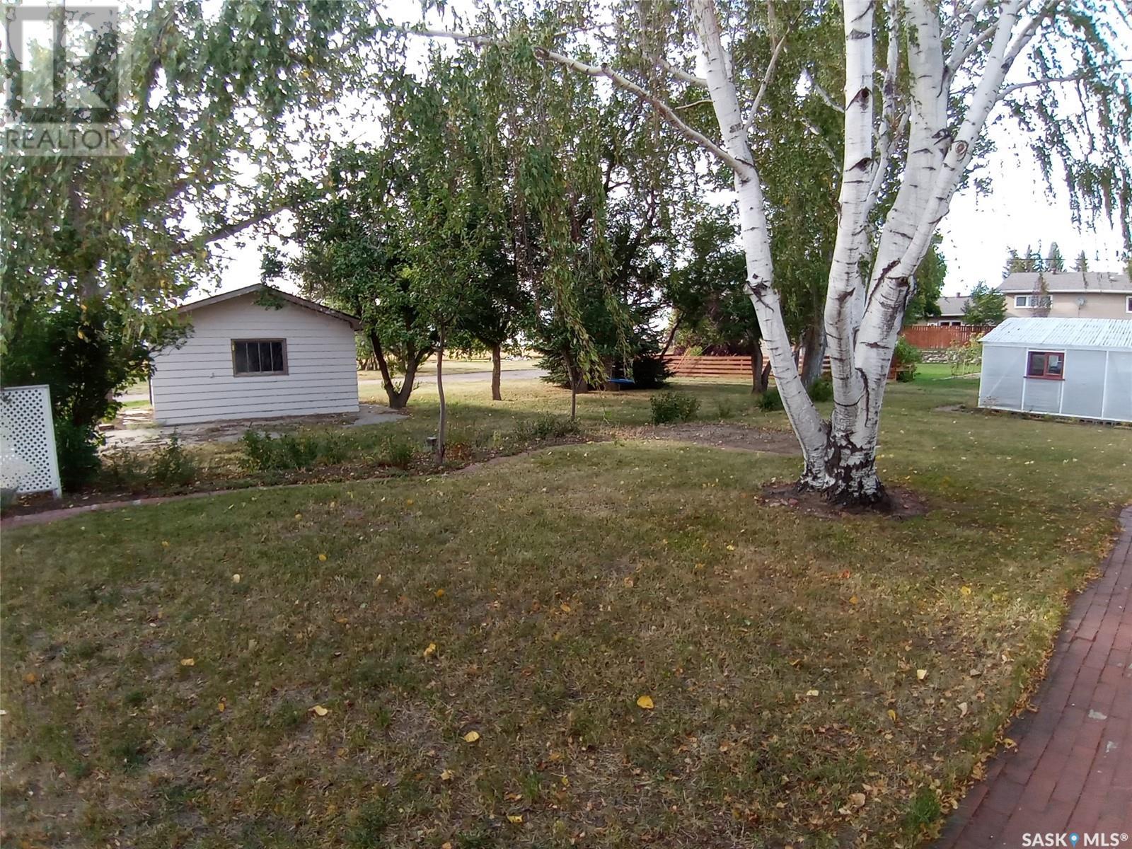 109 5th Avenue, Hodgeville, Saskatchewan  S0H 2B0 - Photo 36 - SK983799