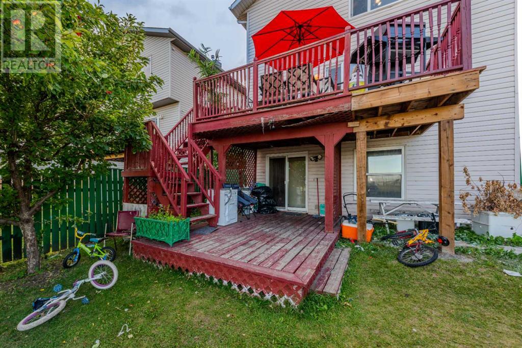 219 Applestone Park Se, Calgary, Alberta  T2A 7W3 - Photo 3 - A2160893