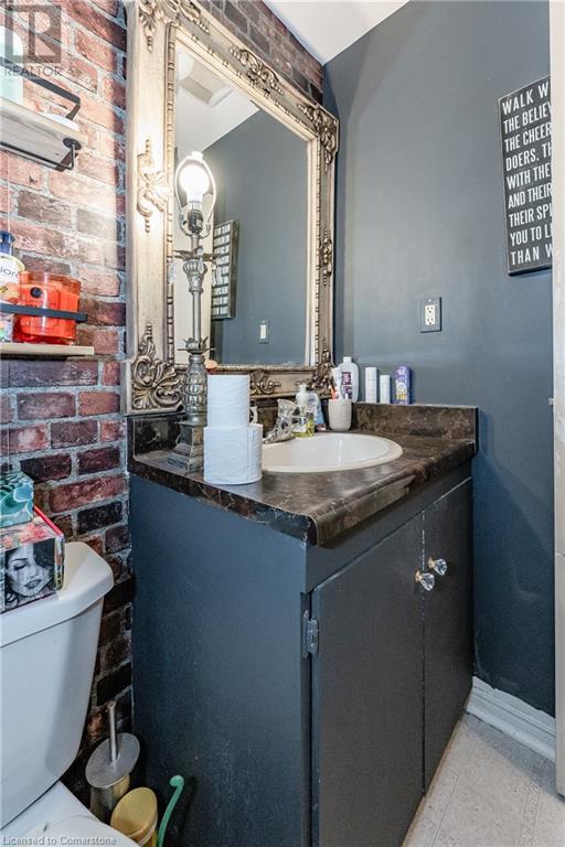 19 King Street W, Dundas, Ontario  L9H 1T5 - Photo 23 - 40648396