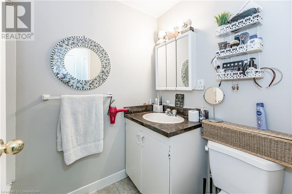 19 King Street W, Dundas, Ontario  L9H 1T5 - Photo 25 - 40648396