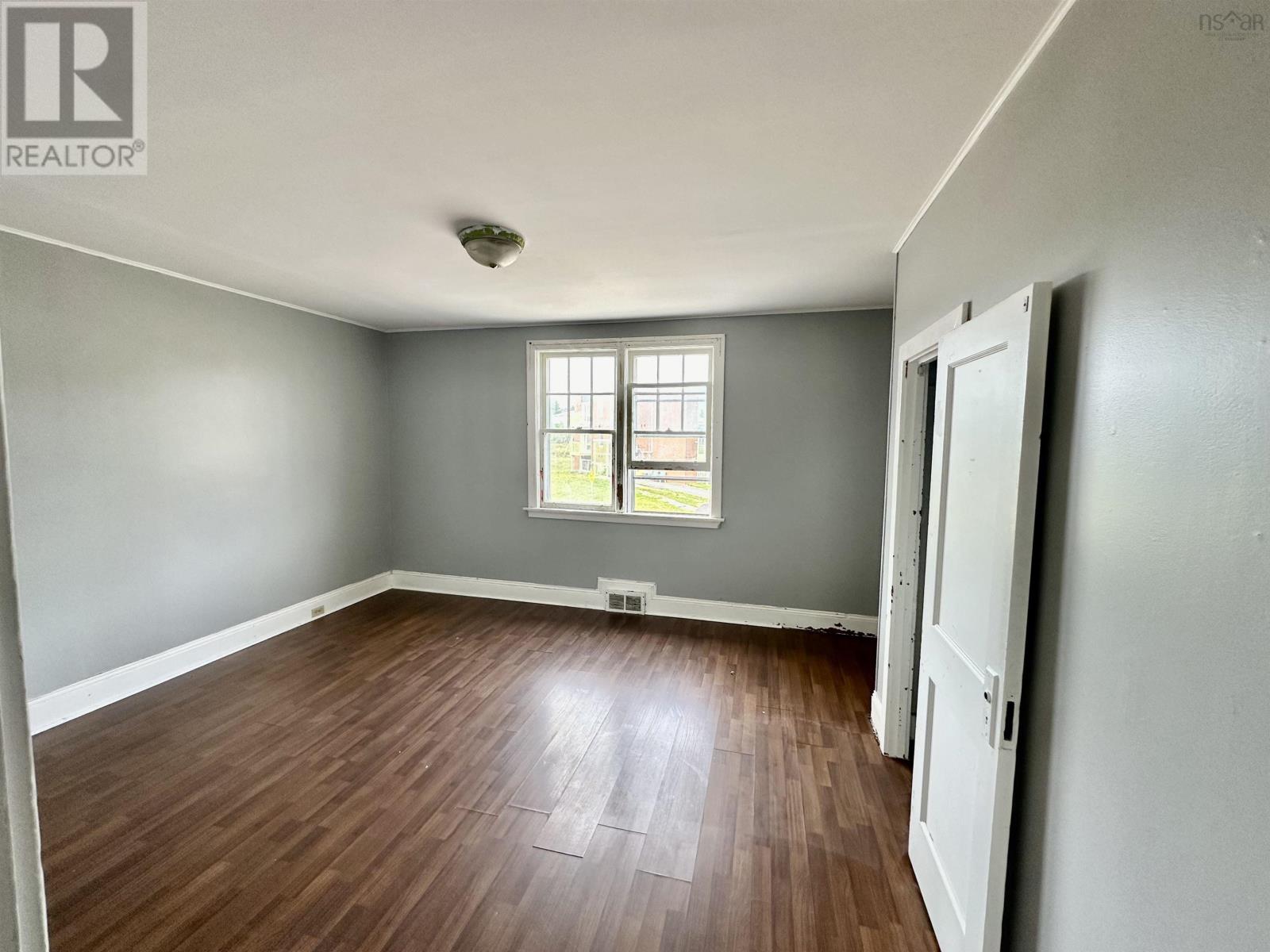 112 Sydney Road, Port Hawkesbury, Nova Scotia  B9A 3A6 - Photo 18 - 202422546