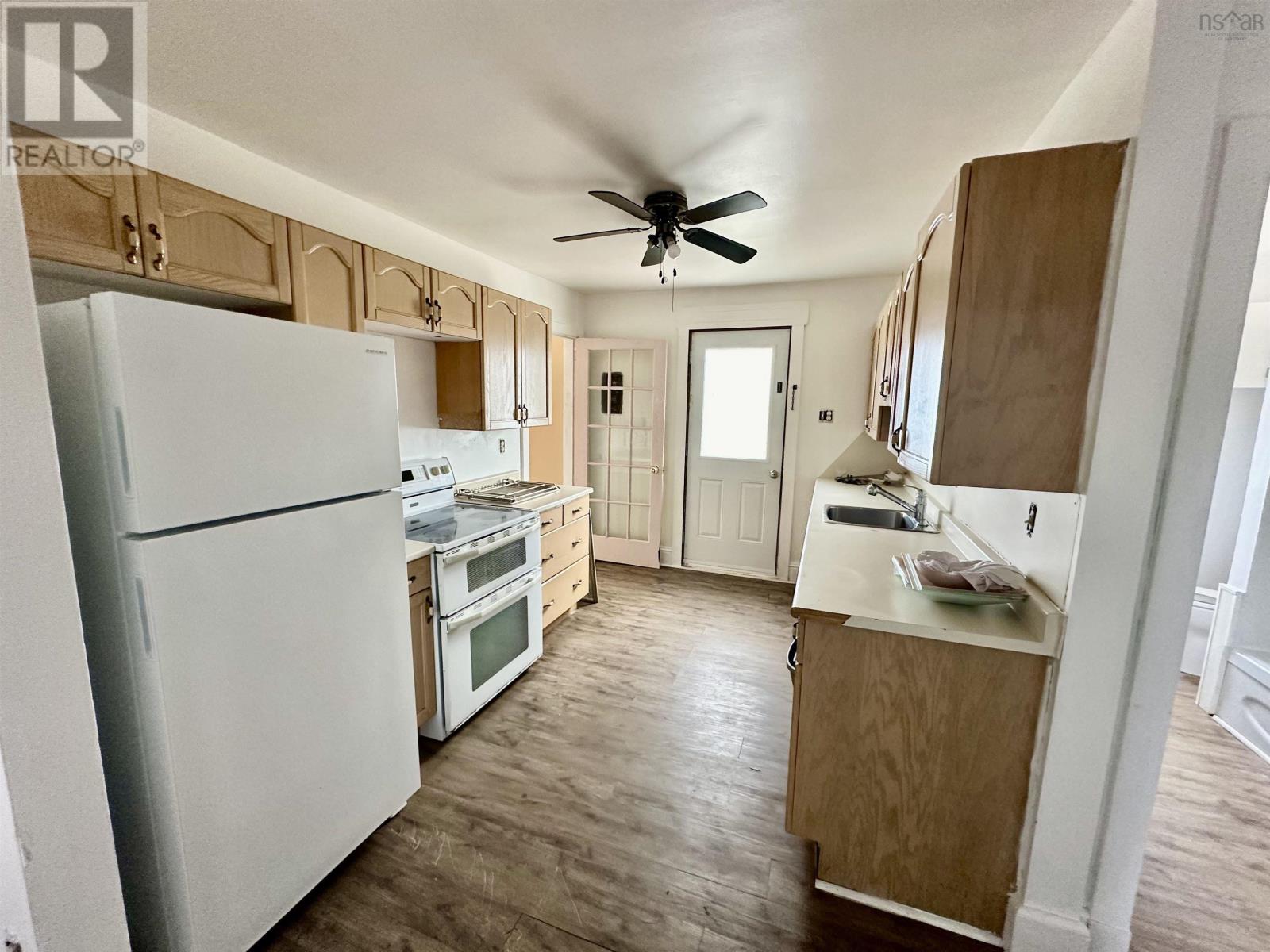 112 Sydney Road, Port Hawkesbury, Nova Scotia  B9A 3A6 - Photo 8 - 202422546