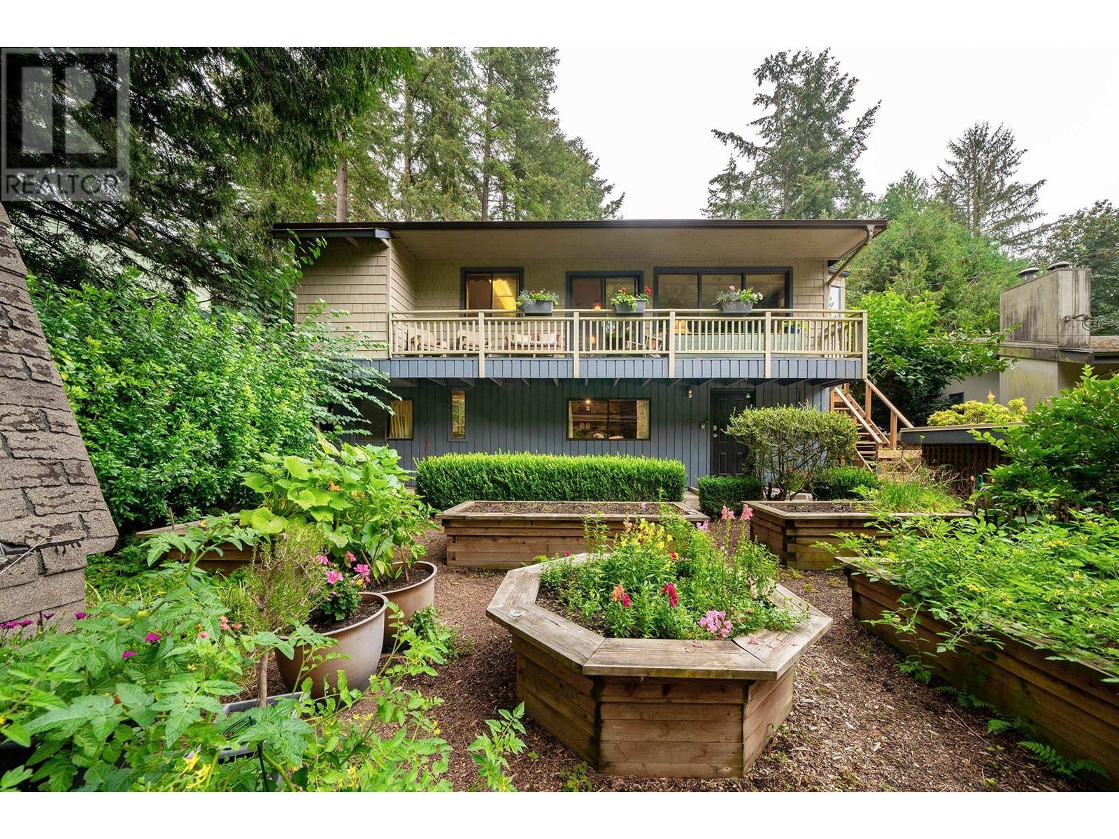 1107 MILLER ROAD, bowen island, British Columbia