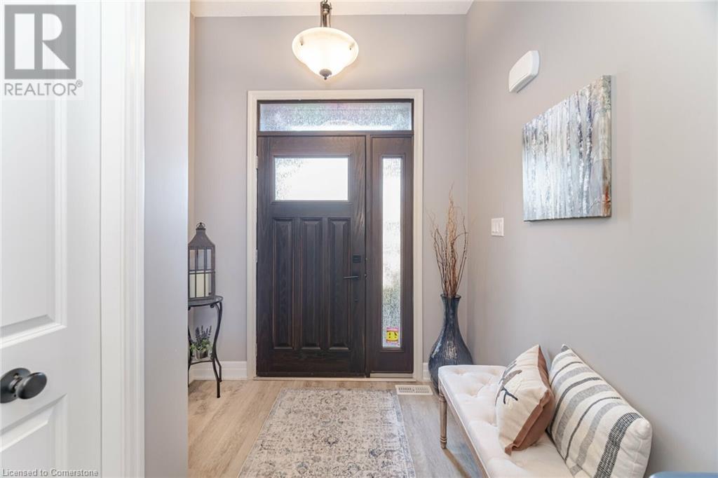 49 Halliday Drive, Tavistock, Ontario  N0B 2R0 - Photo 4 - 40648255