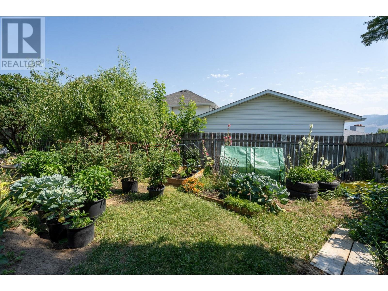 1570 Southview Terrace, Kamloops, British Columbia   - Photo 36 - 180979