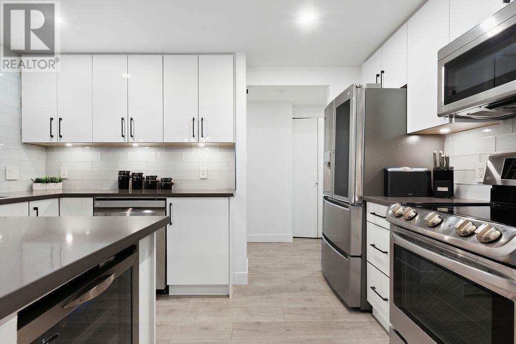 Listing Picture 10 of 26 : 301 789 JERVIS STREET, Vancouver / 溫哥華 - 魯藝地產 Yvonne Lu Group - MLS Medallion Club Member