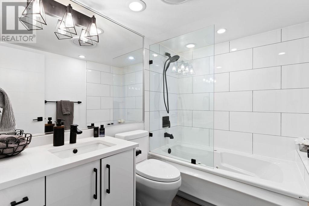 Listing Picture 17 of 26 : 301 789 JERVIS STREET, Vancouver / 溫哥華 - 魯藝地產 Yvonne Lu Group - MLS Medallion Club Member