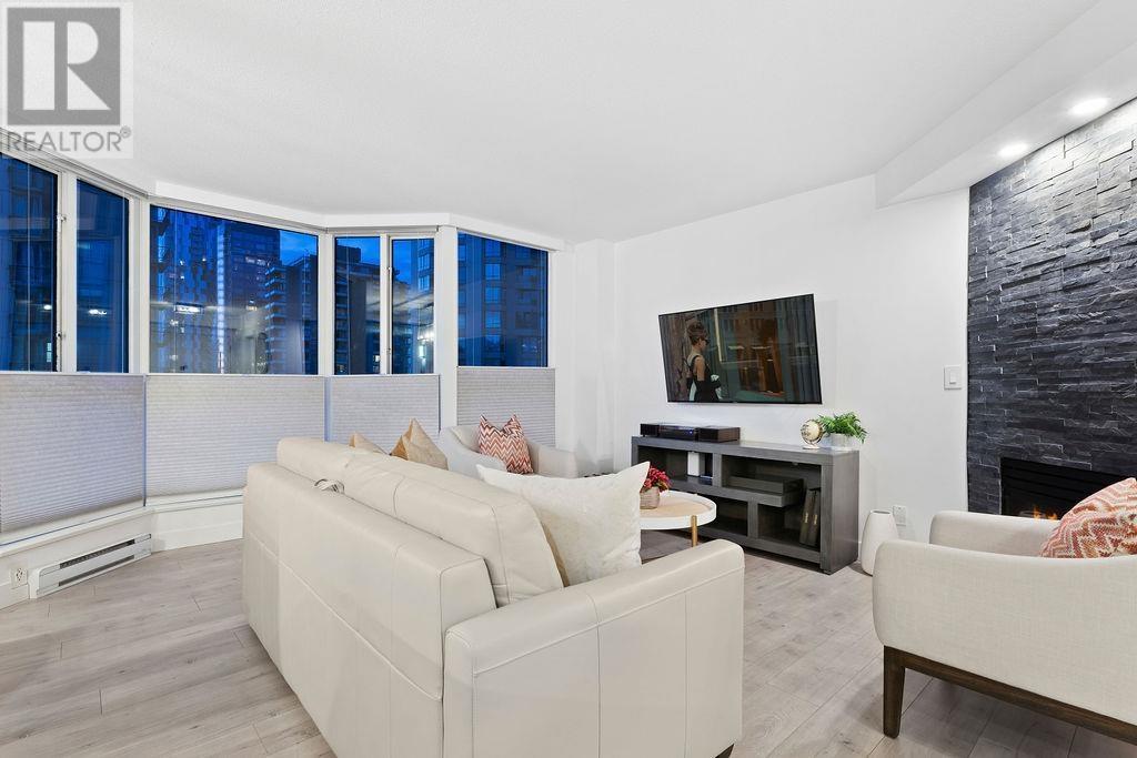 Listing Picture 2 of 26 : 301 789 JERVIS STREET, Vancouver / 溫哥華 - 魯藝地產 Yvonne Lu Group - MLS Medallion Club Member