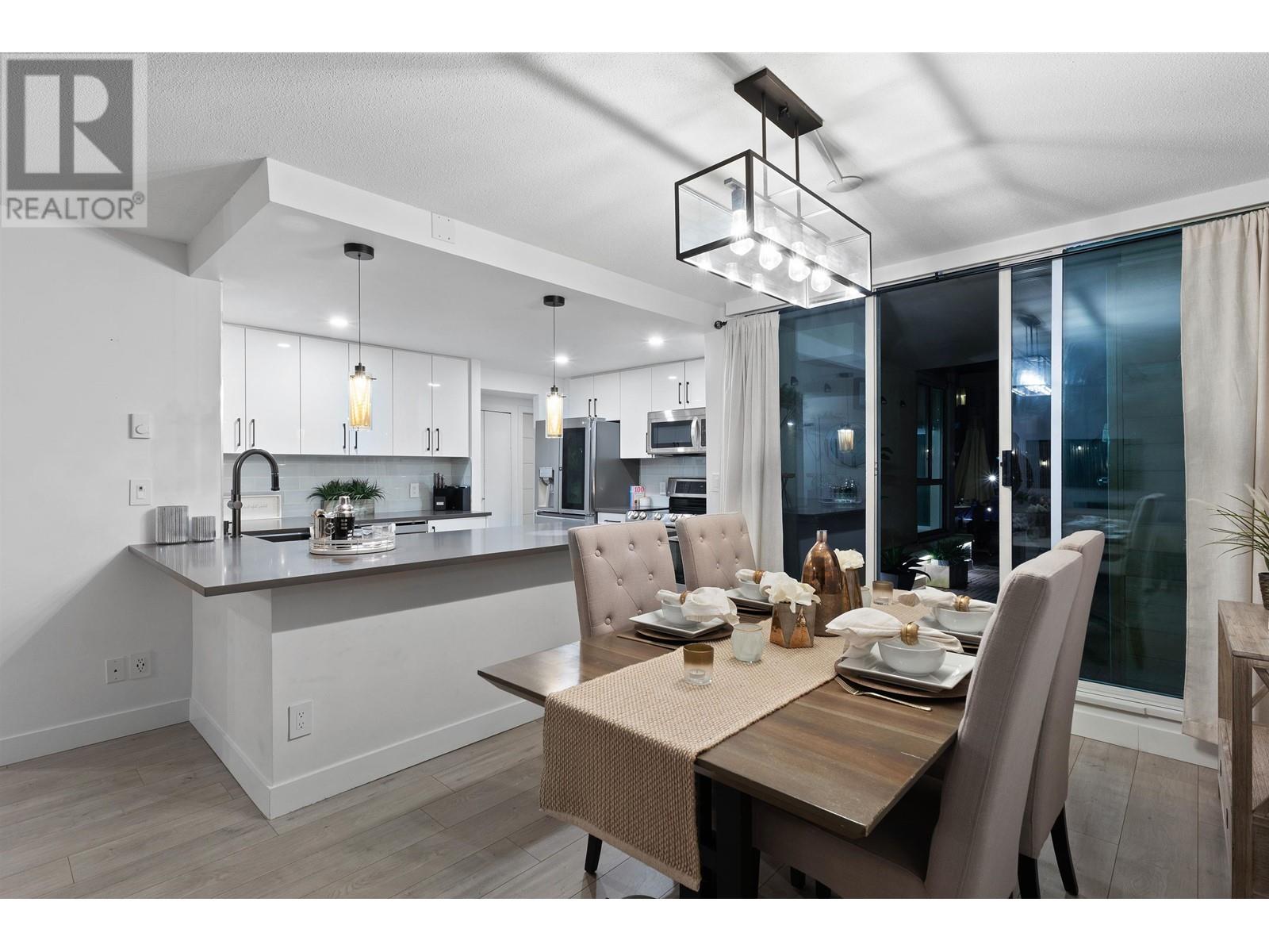 Listing Picture 6 of 26 : 301 789 JERVIS STREET, Vancouver / 溫哥華 - 魯藝地產 Yvonne Lu Group - MLS Medallion Club Member