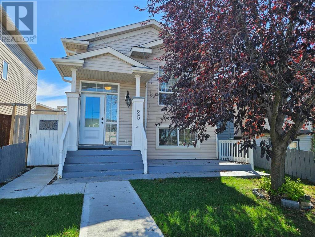 25 Martinvalley Road Ne, Calgary, Alberta  T3J 3Z9 - Photo 1 - A2163764