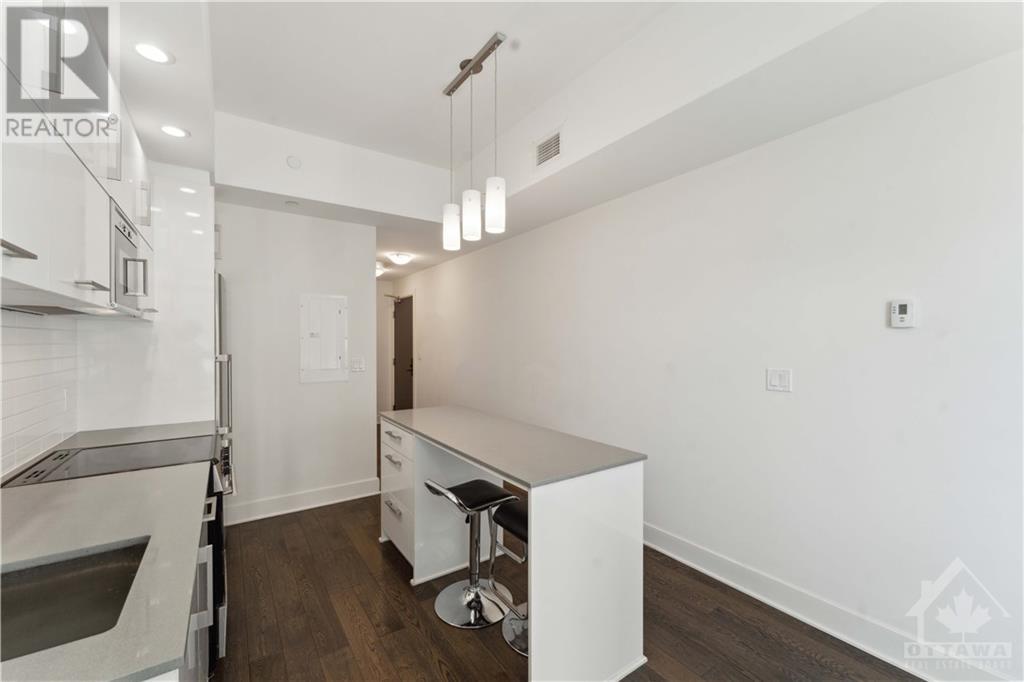 255 BAY STREET UNIT#307 Ottawa