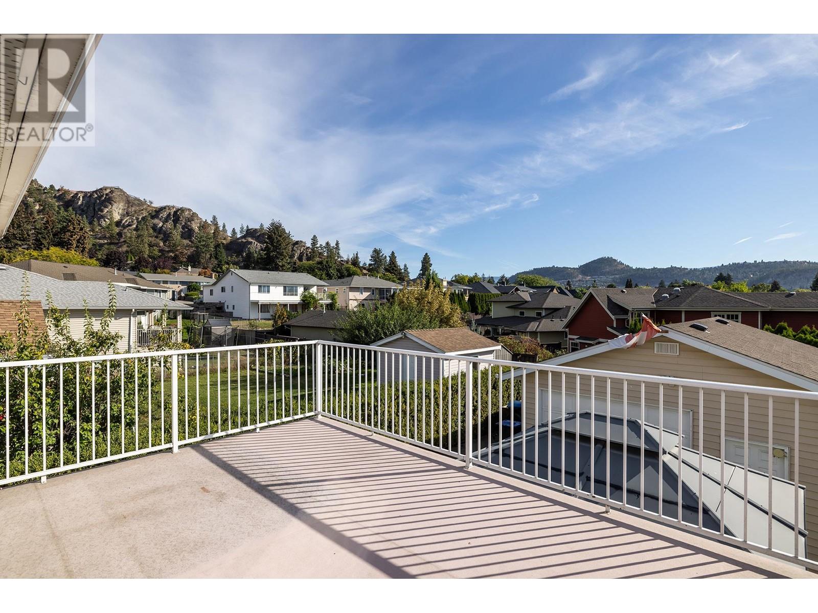 1097 Kelview Street Kelowna