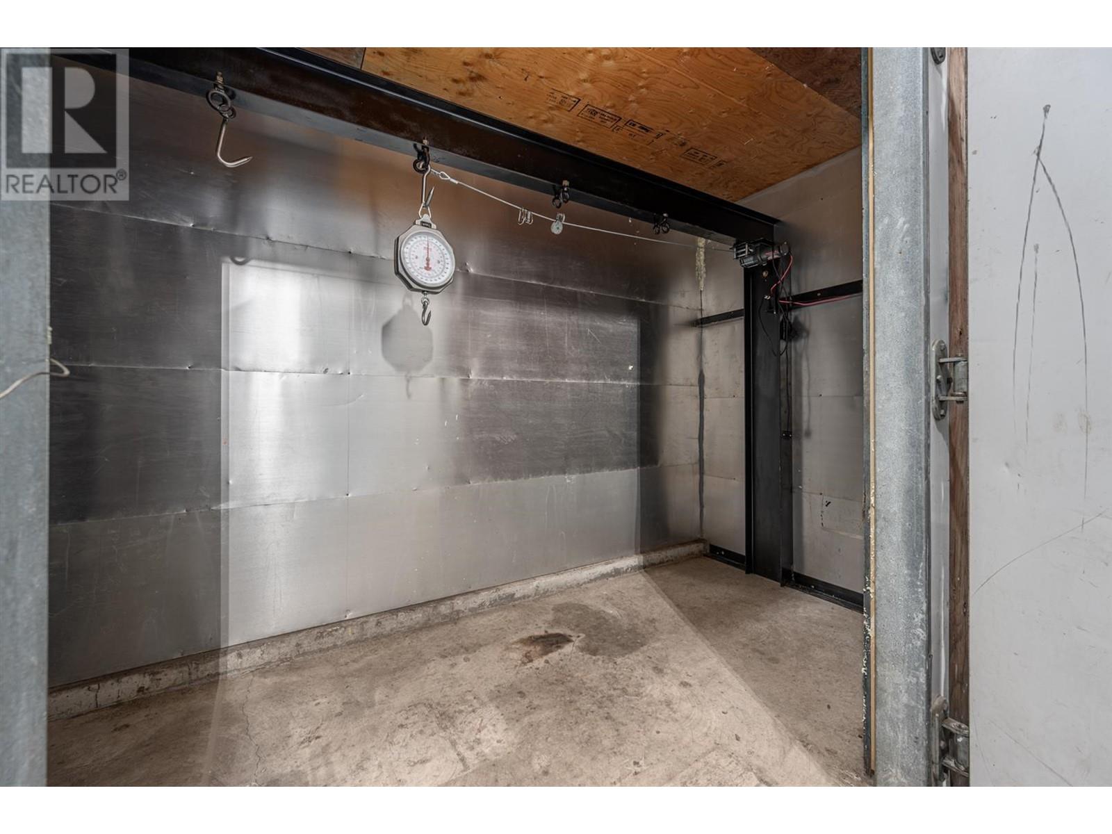 5976 Vla Rd, Chase, British Columbia  V0E 1M1 - Photo 26 - 180985