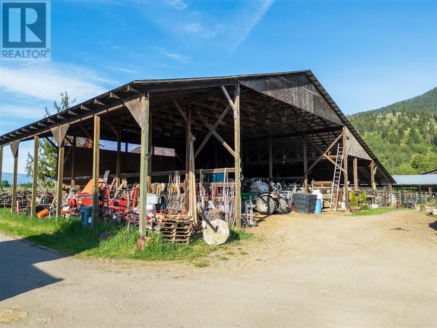 5976 Vla Rd, Chase, British Columbia  V0E 1M1 - Photo 30 - 180985