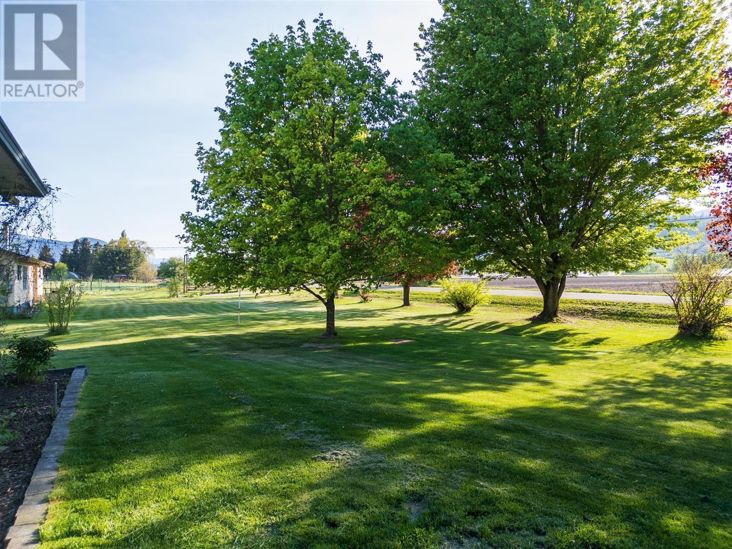 5976 Vla Rd, Chase, British Columbia  V0E 1M1 - Photo 36 - 180985