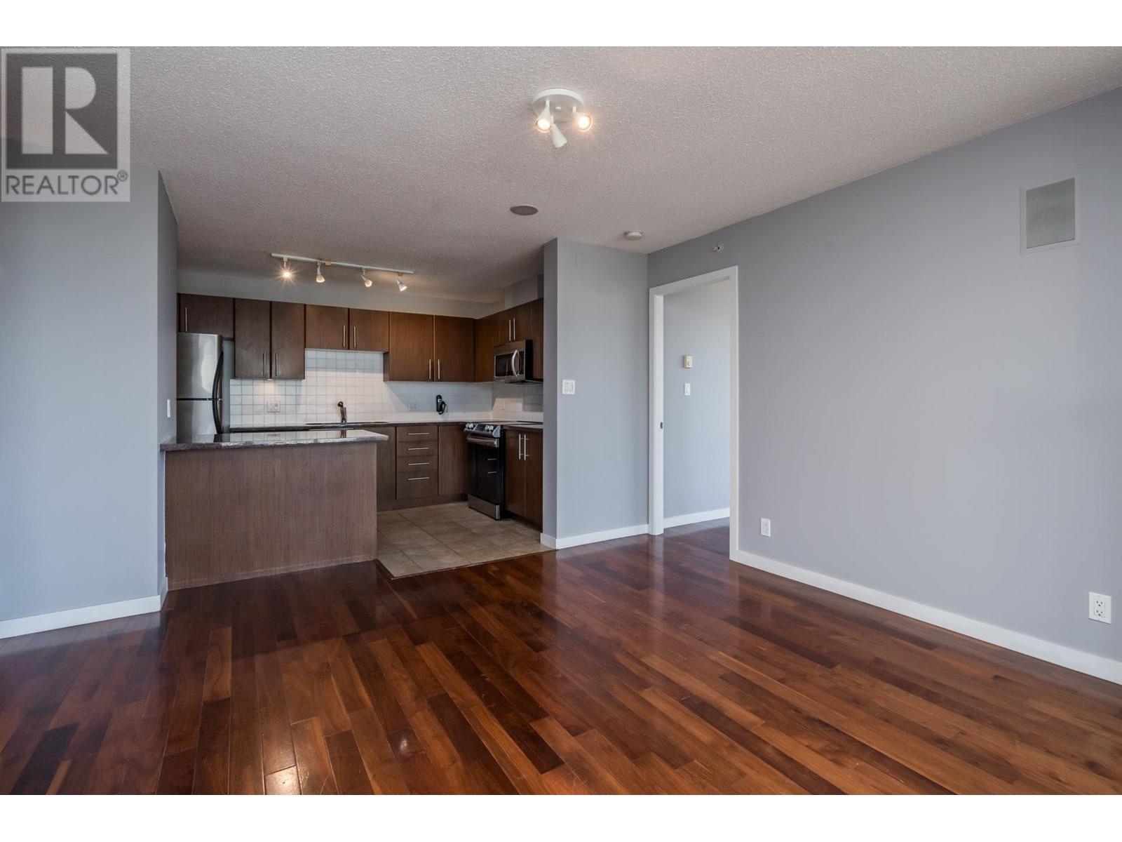 Listing Picture 18 of 40 : 1505 2088 MADISON AVENUE, Burnaby / 本拿比 - 魯藝地產 Yvonne Lu Group - MLS Medallion Club Member