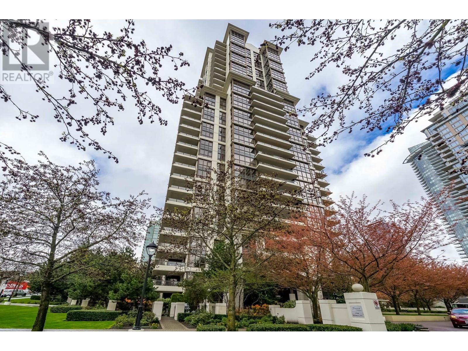 Listing Picture 2 of 40 : 1505 2088 MADISON AVENUE, Burnaby / 本拿比 - 魯藝地產 Yvonne Lu Group - MLS Medallion Club Member