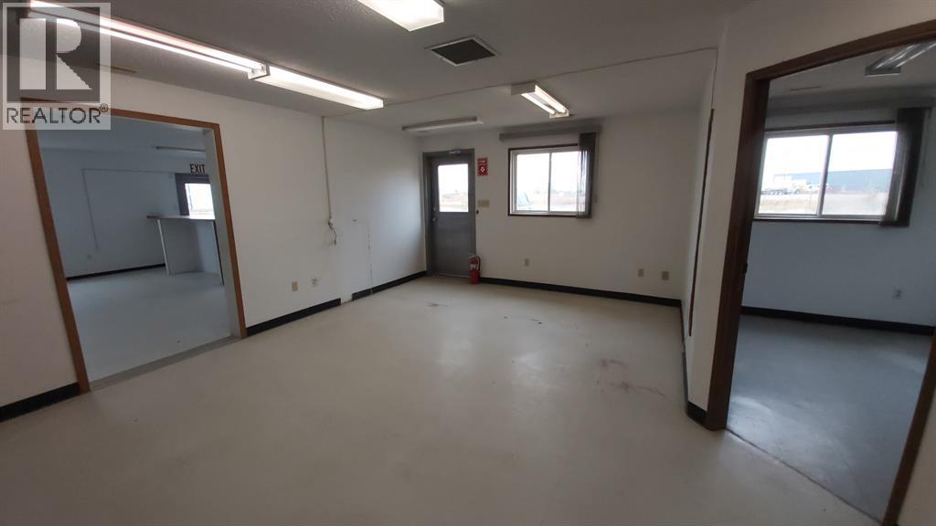 4810 & 4812 37 Avenue, Valleyview, Alberta  T0H 3N0 - Photo 12 - A1154618