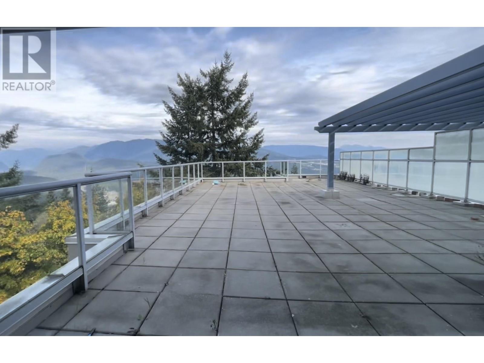 803 9262 University Crescent, Burnaby, British Columbia  V5A 0A4 - Photo 1 - R2926091
