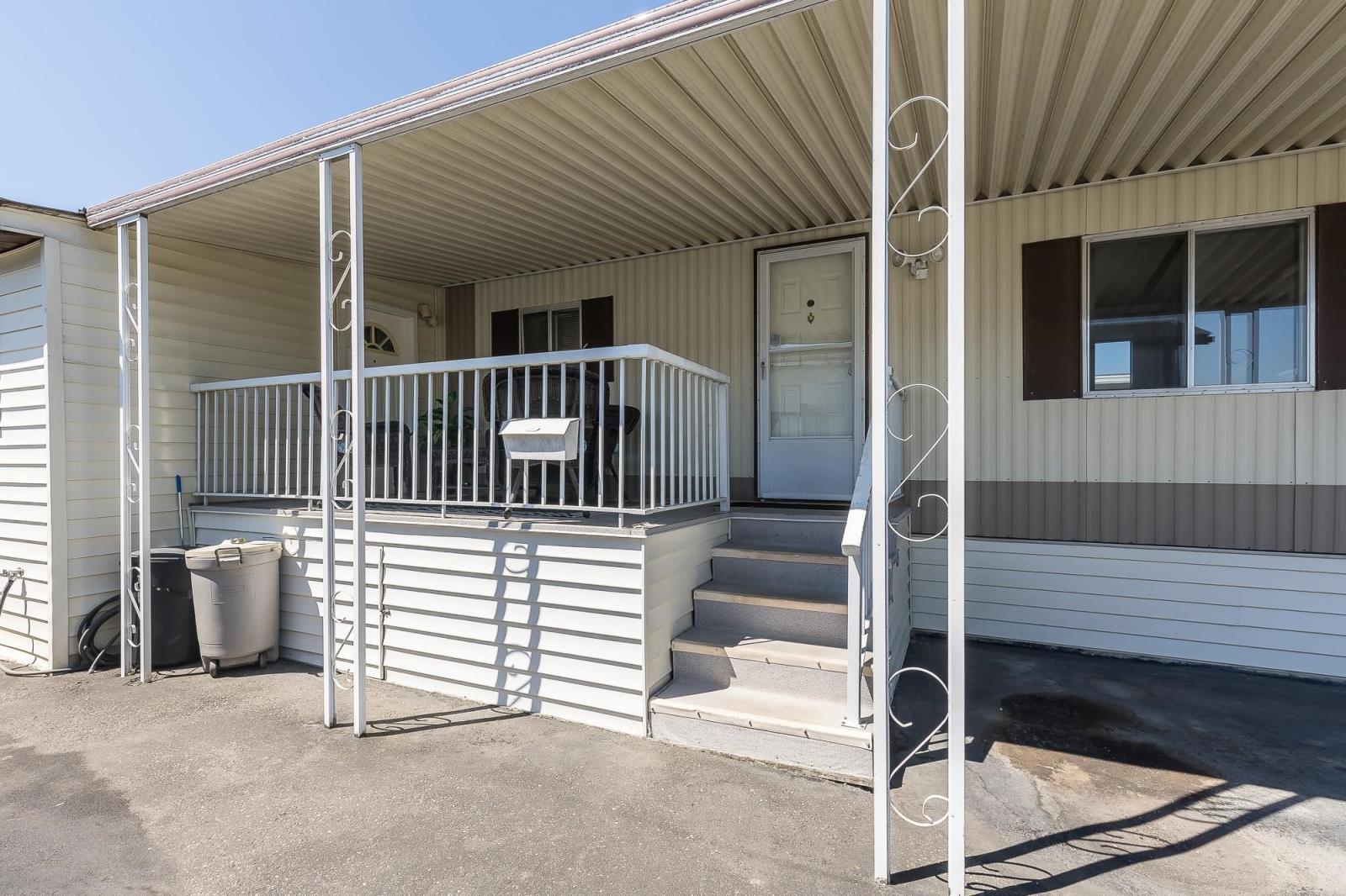 Property at 39 9055 ASHWELL ROAD image 3