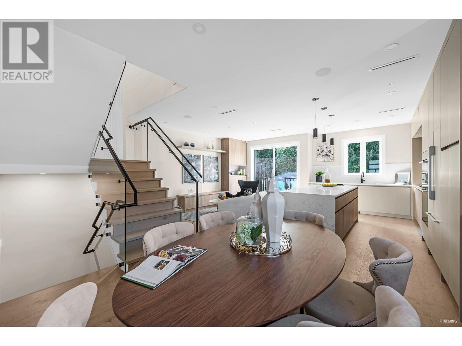 Listing Picture 9 of 39 : 1 1706 W 68TH AVENUE, Vancouver / 溫哥華 - 魯藝地產 Yvonne Lu Group - MLS Medallion Club Member