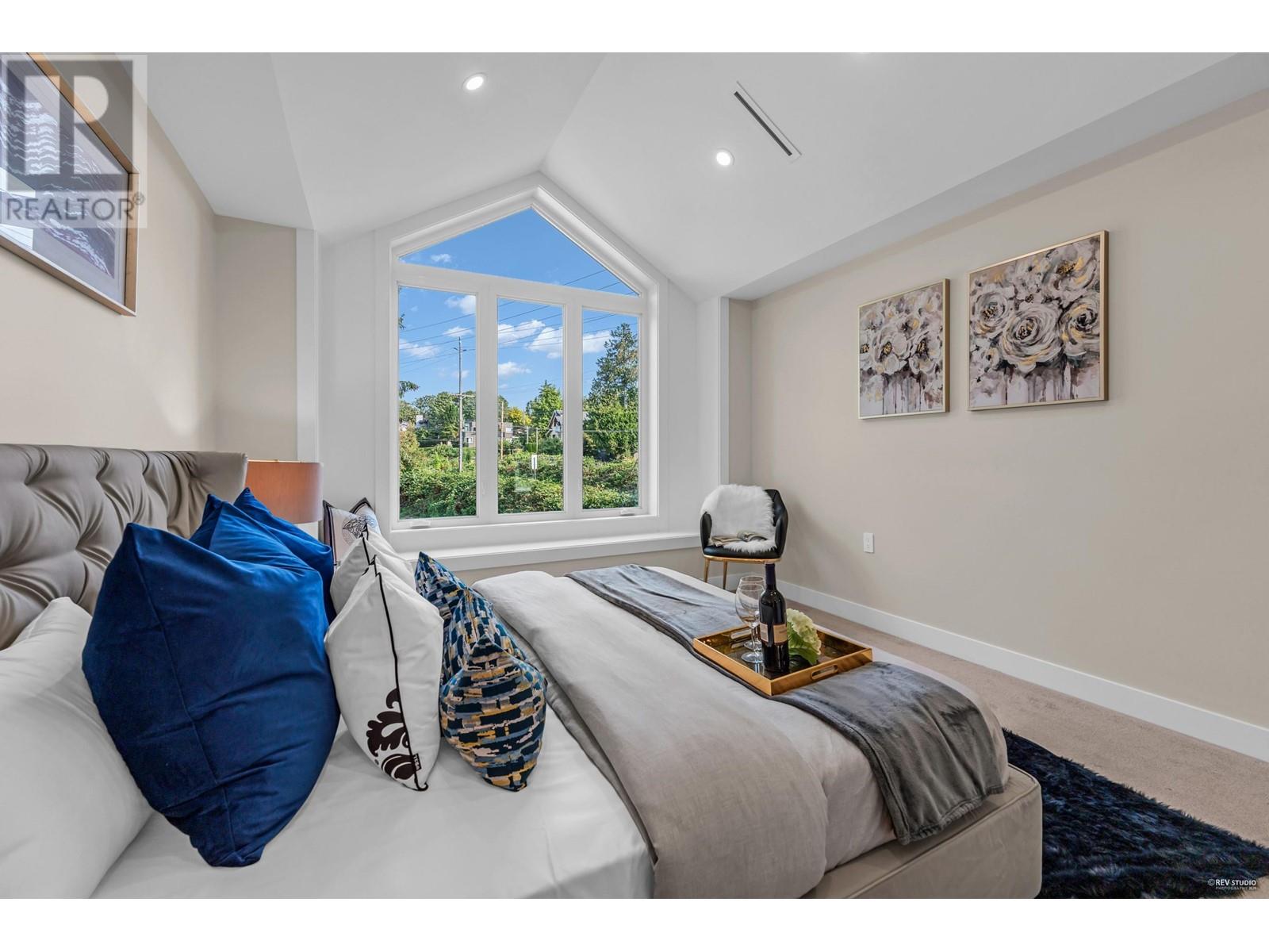 Listing Picture 22 of 39 : 1 1706 W 68TH AVENUE, Vancouver / 溫哥華 - 魯藝地產 Yvonne Lu Group - MLS Medallion Club Member