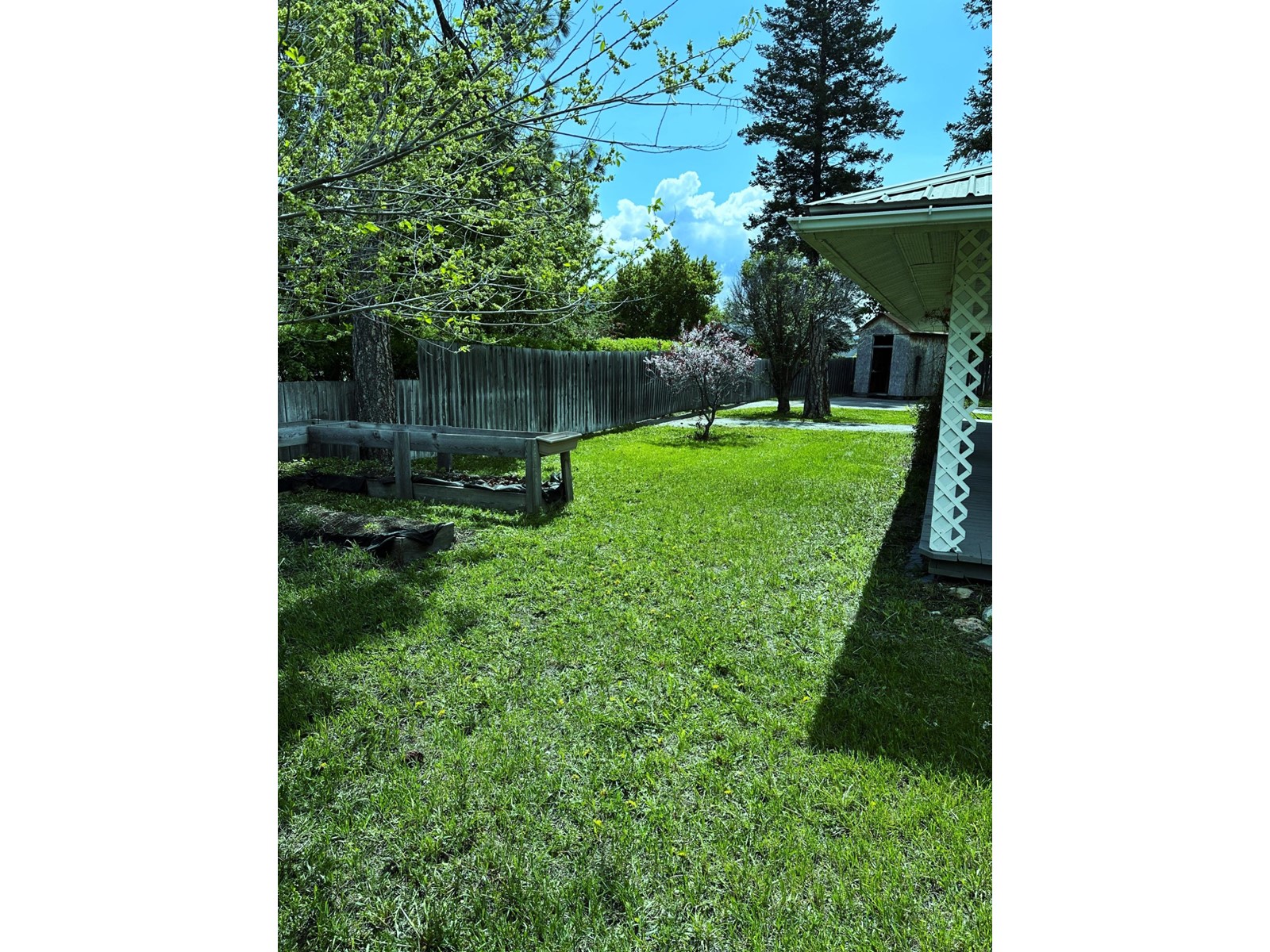 4950 Burns Avenue, Canal Flats, British Columbia  V0B 0B0 - Photo 40 - 2477076