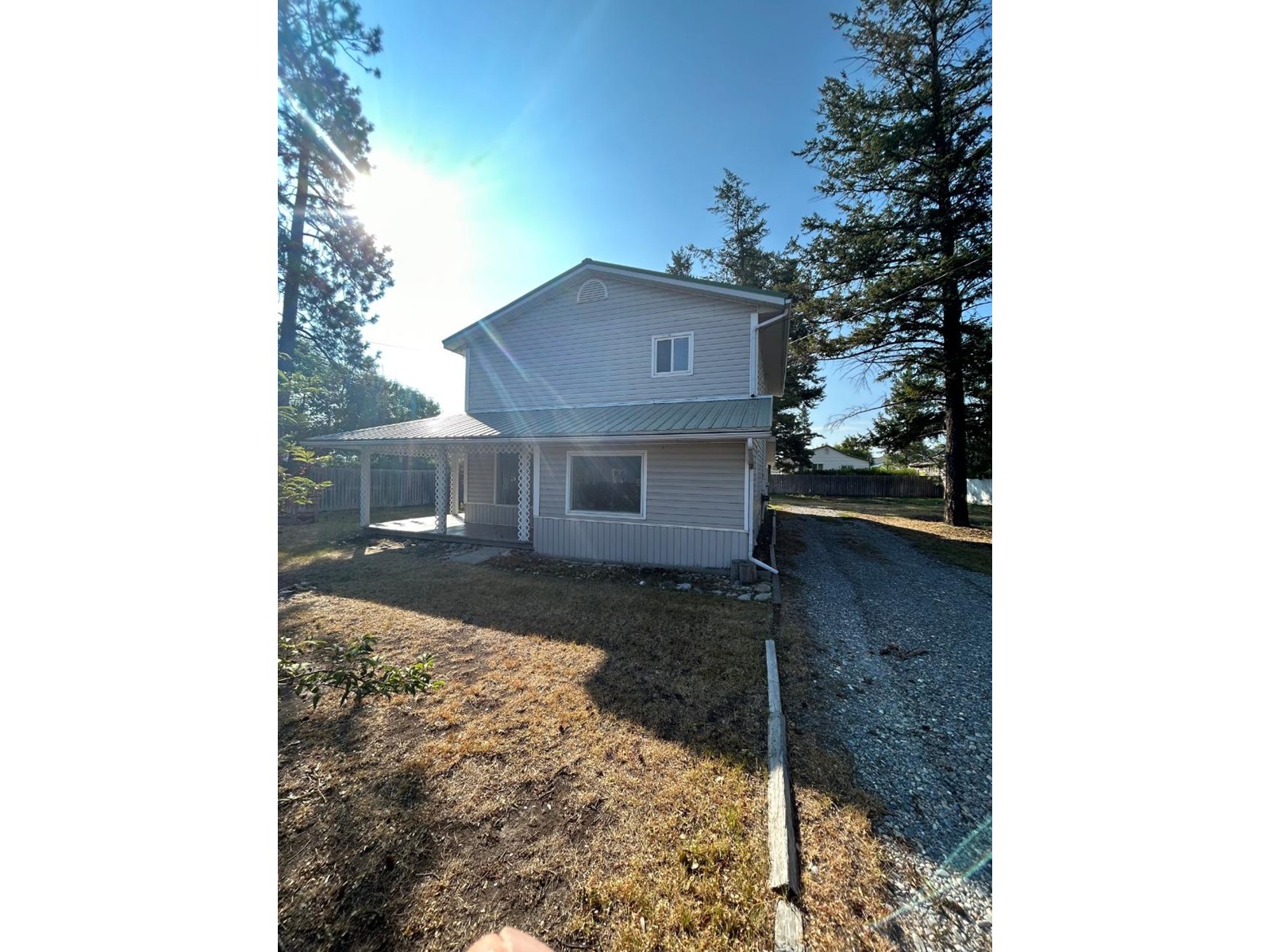4950 Burns Avenue, Canal Flats, British Columbia  V0B 0B0 - Photo 4 - 2477076