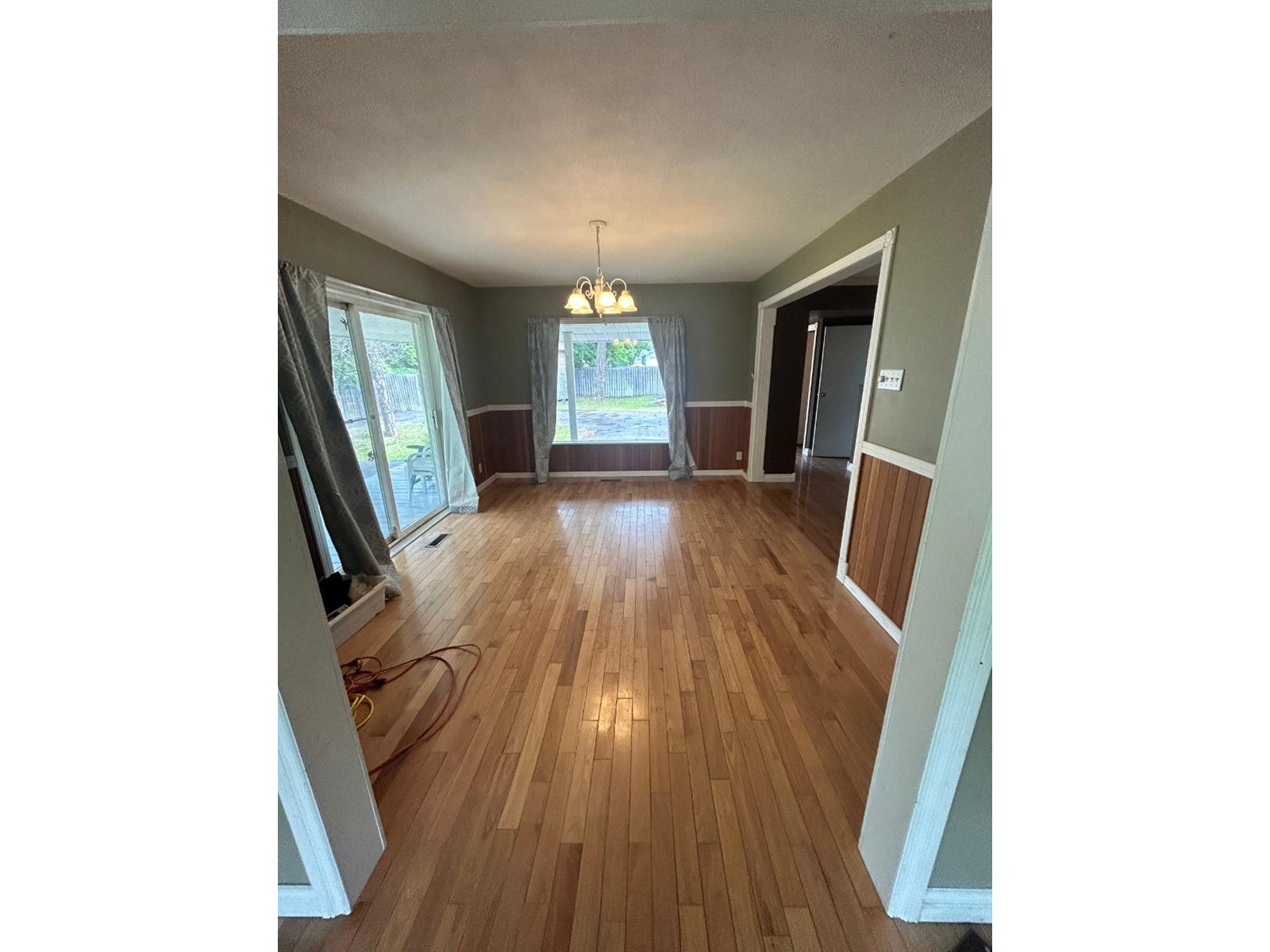 4950 Burns Avenue, Canal Flats, British Columbia  V0B 0B0 - Photo 15 - 2477076