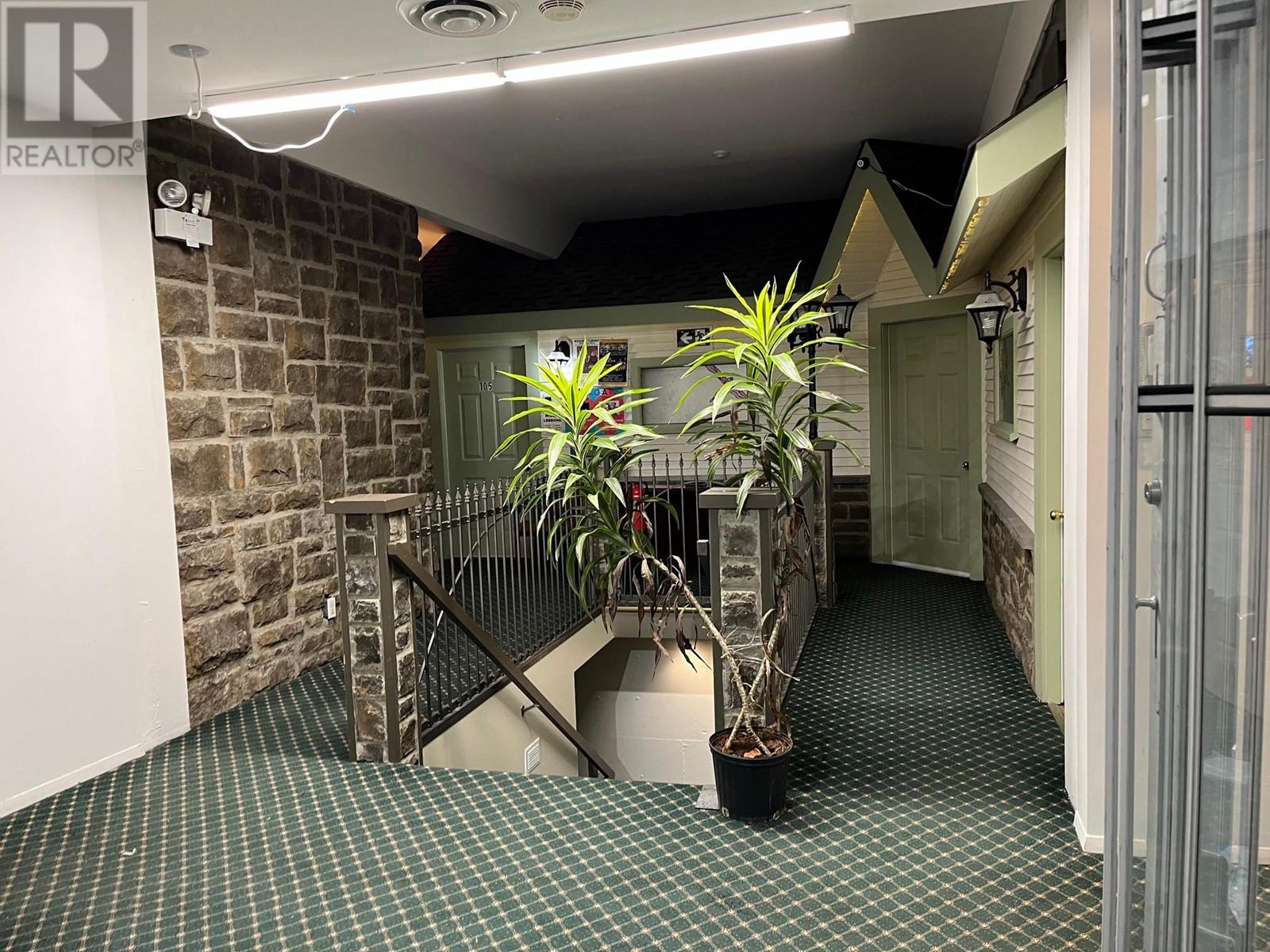 737 Main Street, penticton, British Columbia V2A5E1