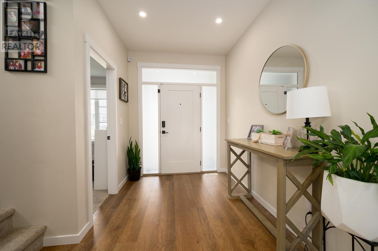 2738 Beachmount Cres, Kamloops, British Columbia  V2B 0E6 - Photo 8 - 180993