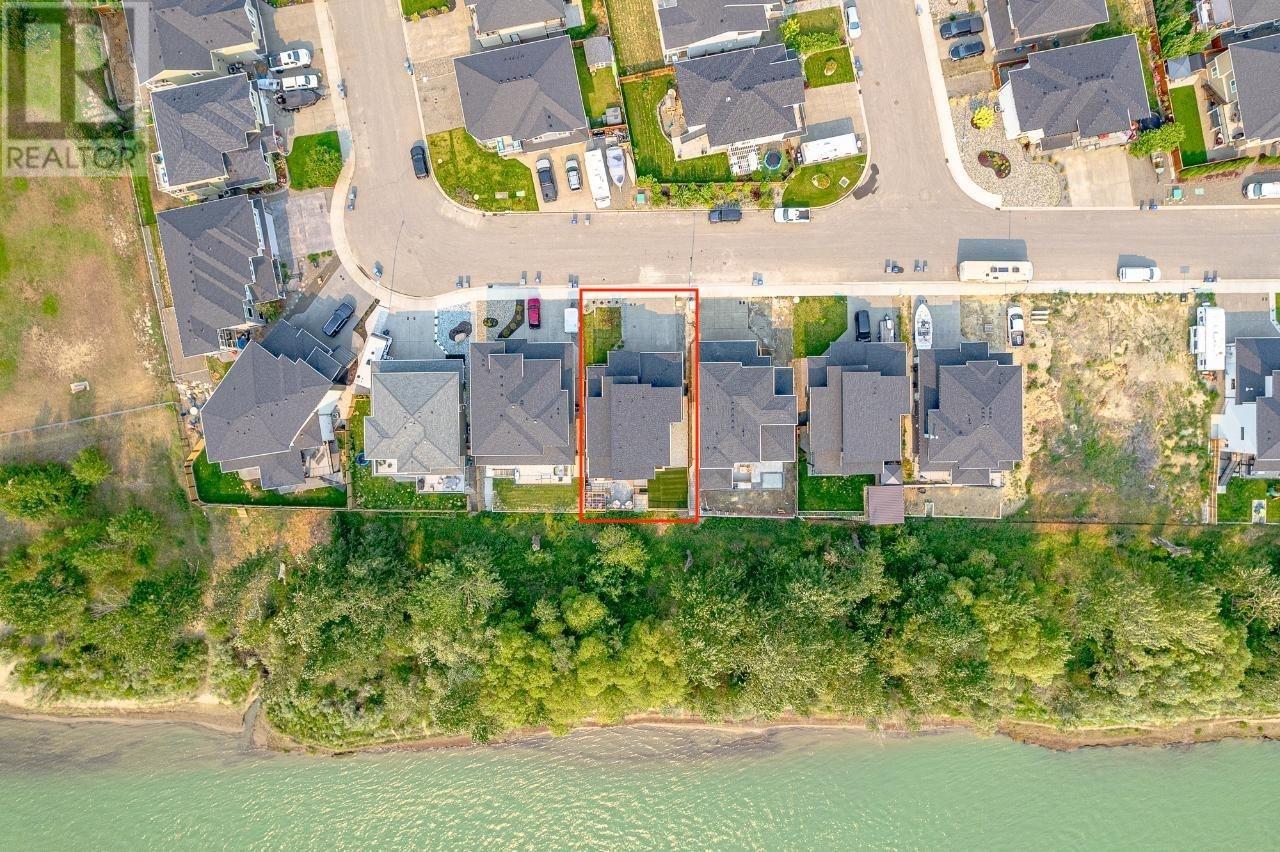 2738 Beachmount Cres, Kamloops, British Columbia  V2B 0E6 - Photo 30 - 180993