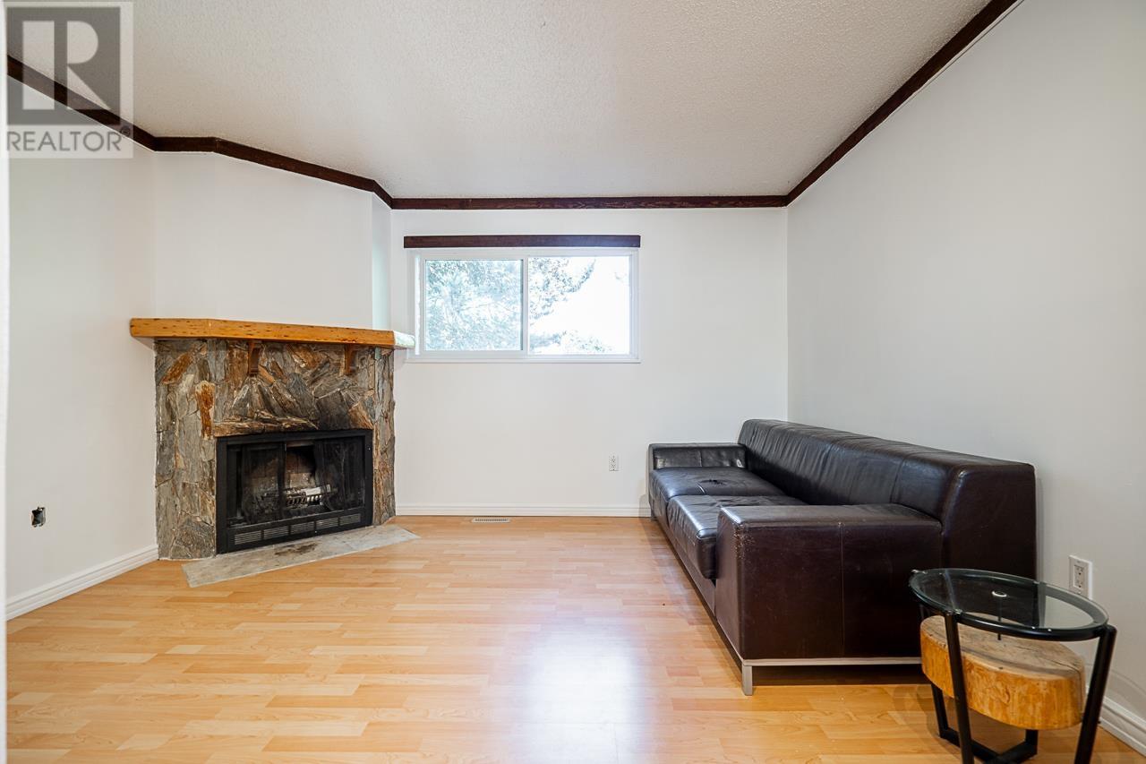286 Balmoral Place, Port Moody, British Columbia  V3H 4B9 - Photo 2 - R2927277