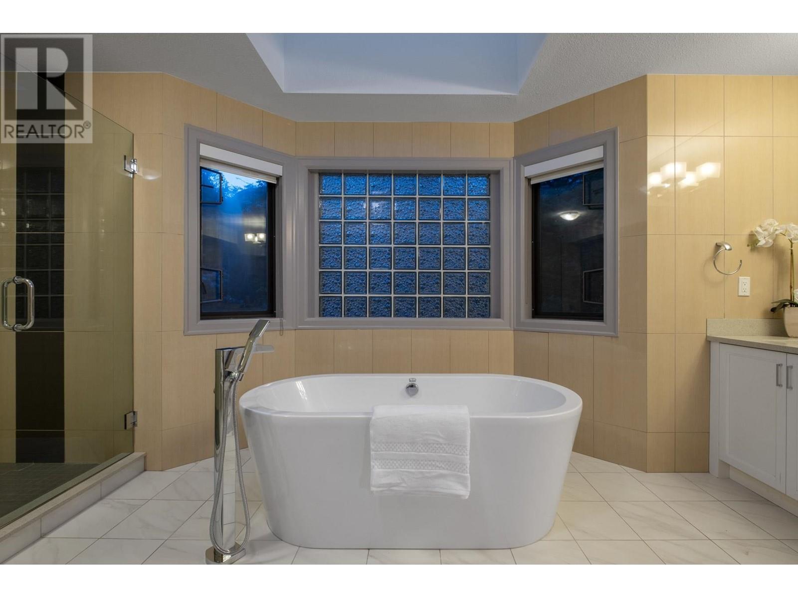 2523 Westhill Drive, West Vancouver, British Columbia  V7S 3A3 - Photo 22 - R2927280
