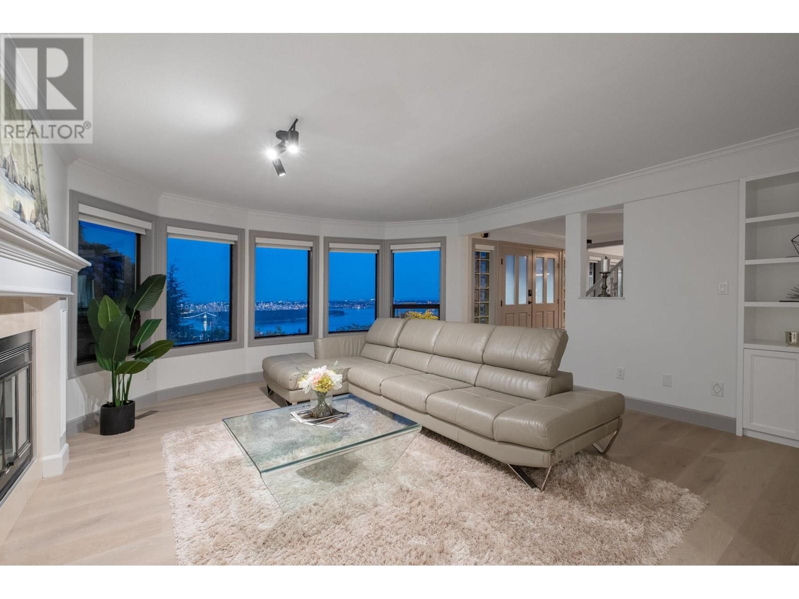 2523 Westhill Drive, West Vancouver, British Columbia  V7S 3A3 - Photo 3 - R2927280