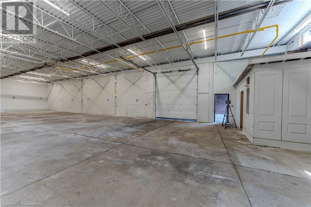 60 Head Street Unit# 11, Dundas, Ontario L9H 3H7 - Photo 3 - 40649178