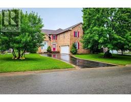 88 CABRIOLET Crescent, ancaster, Ontario