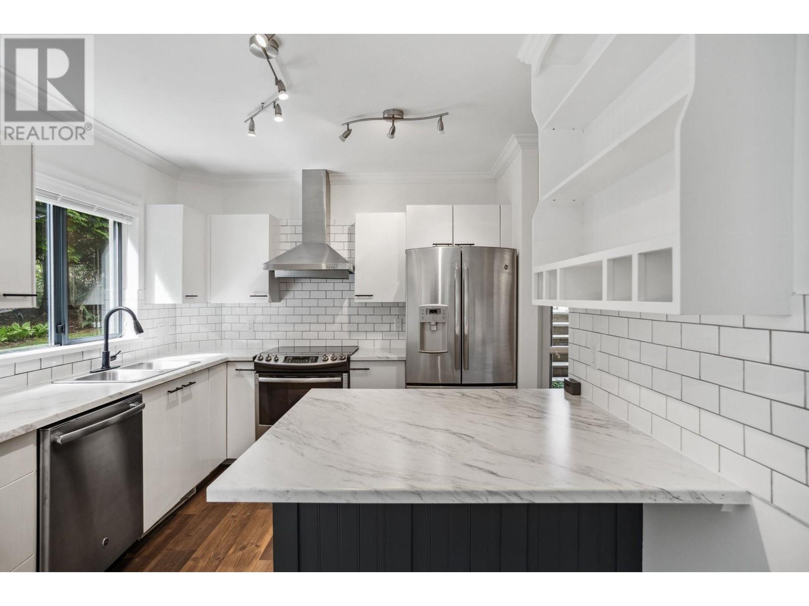 1 4425 HALIFAX STREET, Burnaby