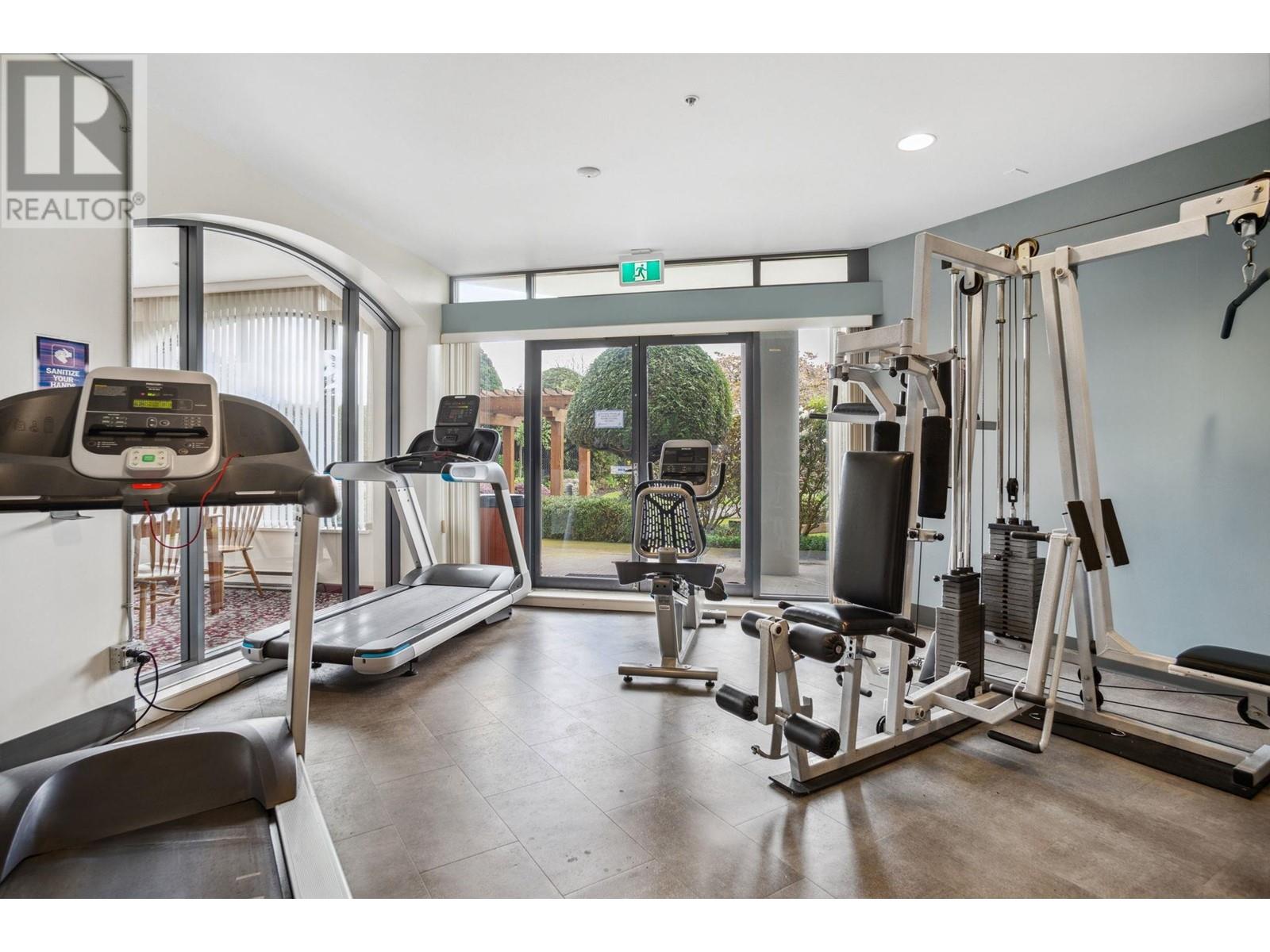 Listing Picture 30 of 38 : 1 4425 HALIFAX STREET, Burnaby / 本拿比 - 魯藝地產 Yvonne Lu Group - MLS Medallion Club Member