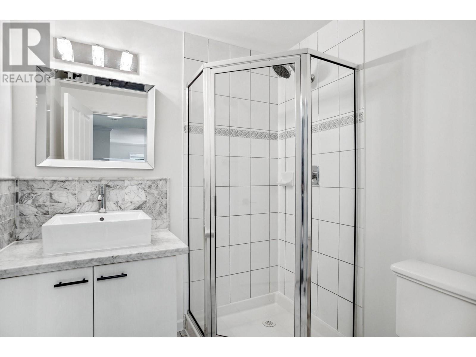 Listing Picture 27 of 38 : 1 4425 HALIFAX STREET, Burnaby / 本拿比 - 魯藝地產 Yvonne Lu Group - MLS Medallion Club Member