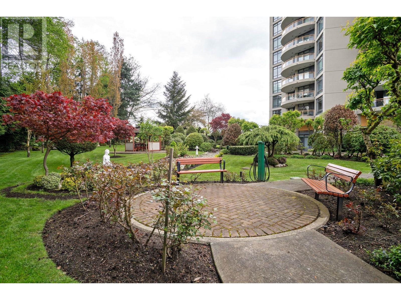 Listing Picture 31 of 38 : 1 4425 HALIFAX STREET, Burnaby / 本拿比 - 魯藝地產 Yvonne Lu Group - MLS Medallion Club Member
