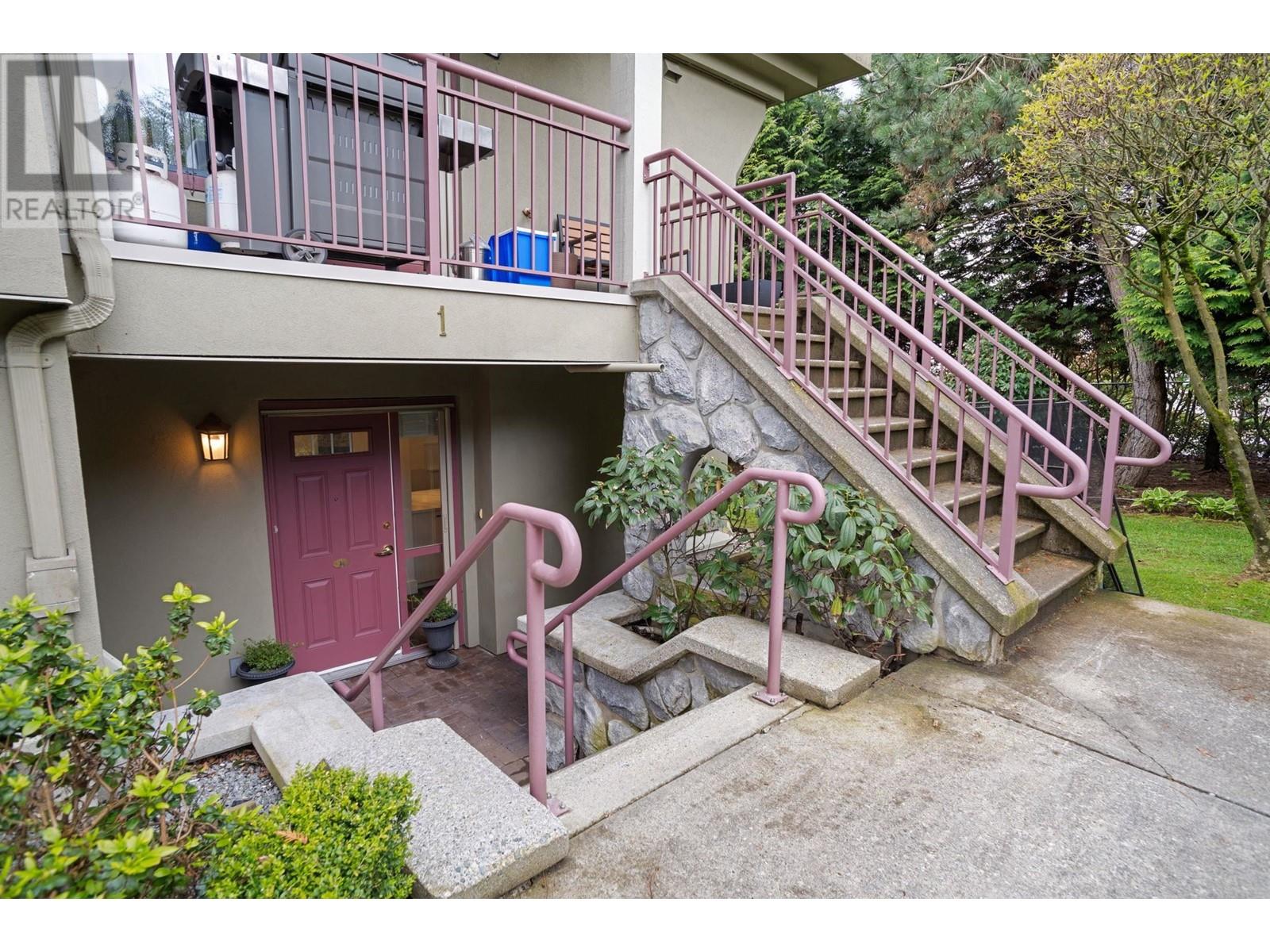 Listing Picture 36 of 38 : 1 4425 HALIFAX STREET, Burnaby / 本拿比 - 魯藝地產 Yvonne Lu Group - MLS Medallion Club Member