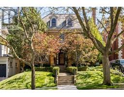 3 RAVENSCLIFFE Avenue, hamilton, Ontario