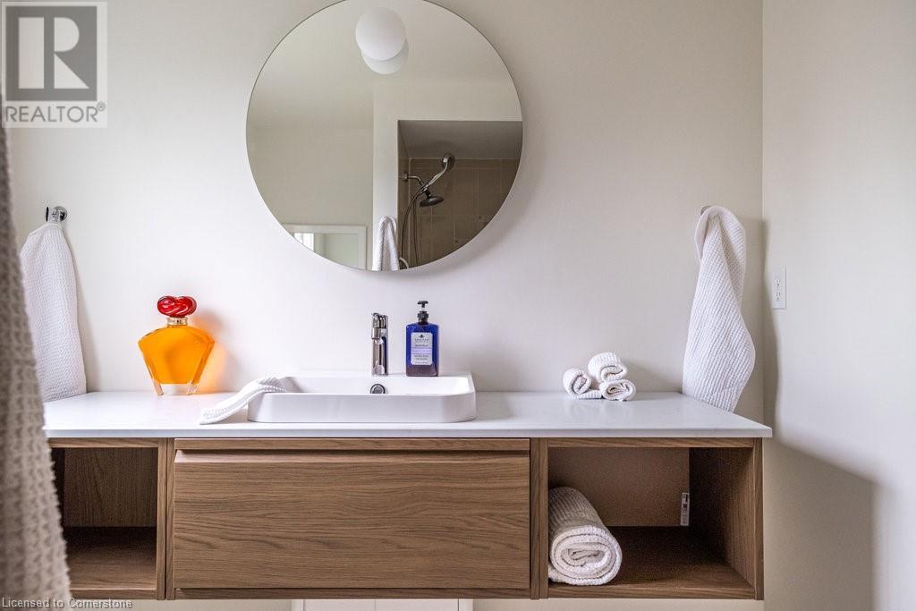 4 Knollwood Court, Dundas, Ontario  L9H 7A4 - Photo 25 - 40649324