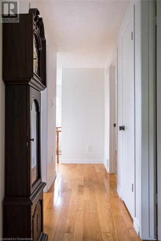 4 Knollwood Court, Dundas, Ontario  L9H 7A4 - Photo 28 - 40649324